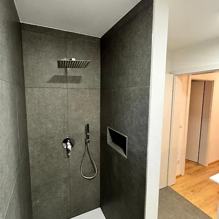 펜션 Neues Haus, Stadtnah *