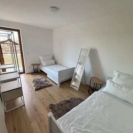 Neues Haus, Stadtnah 게라스도르프 바이 빈