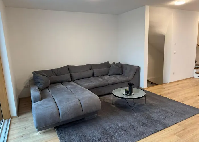 Neues Haus, Stadtnah Holiday home